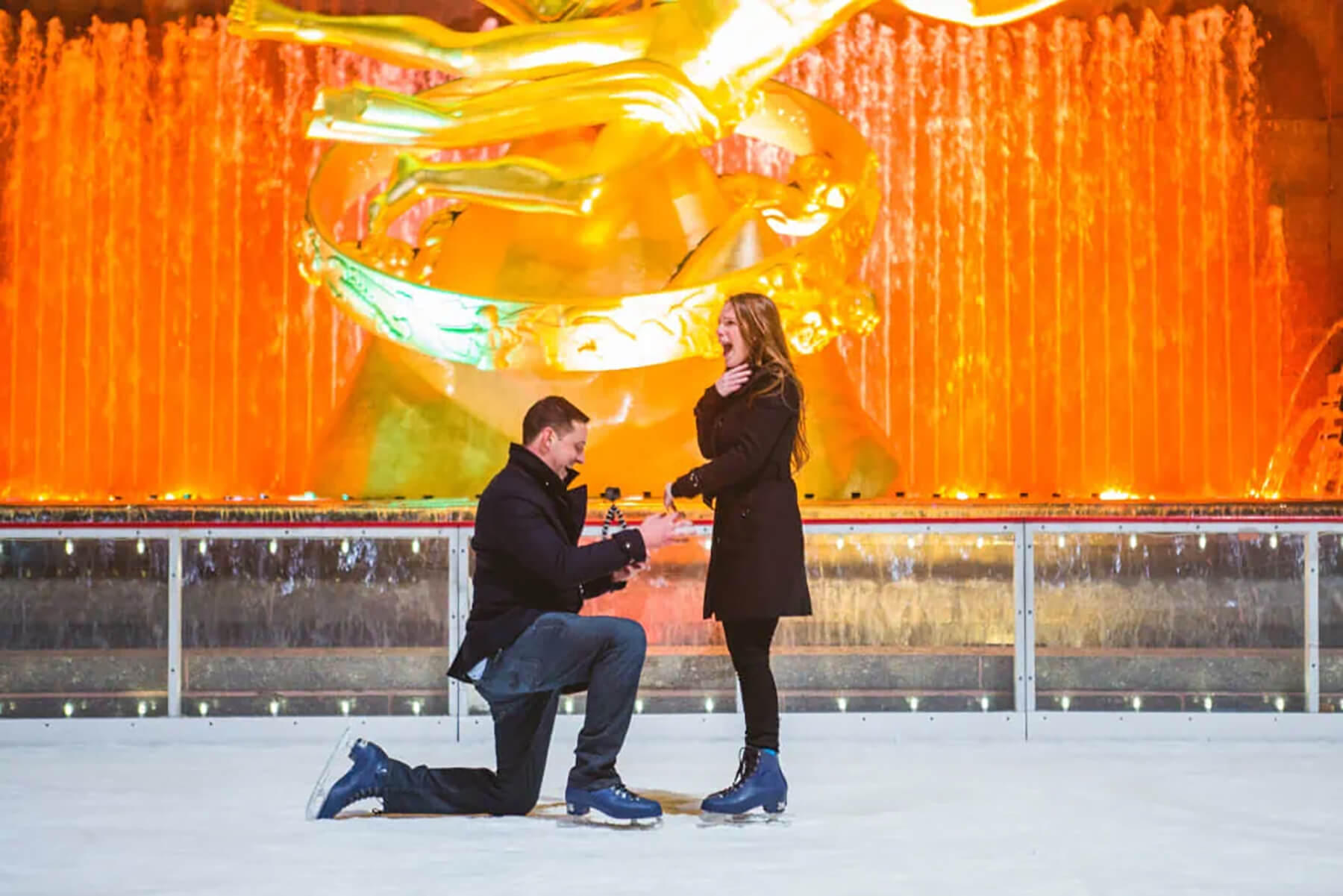 Best Rockefeller Center Ice Skating Proposal Ever! | Proposal Ideas and ...