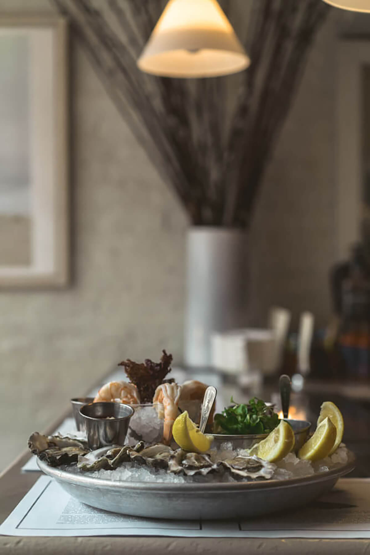 Restaurant Guide: Mermaid Oyster Bar. Perfect Cozy Restaurant For An Intimate Proposal. 5