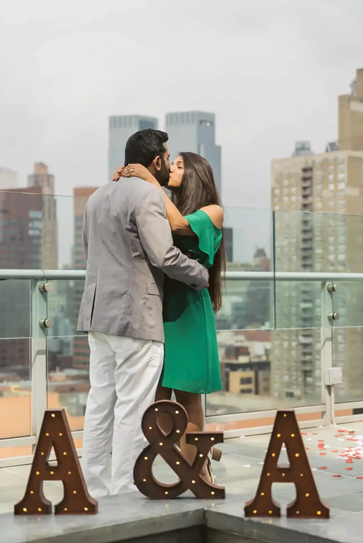 Press Lounge Surprise Proposal 5