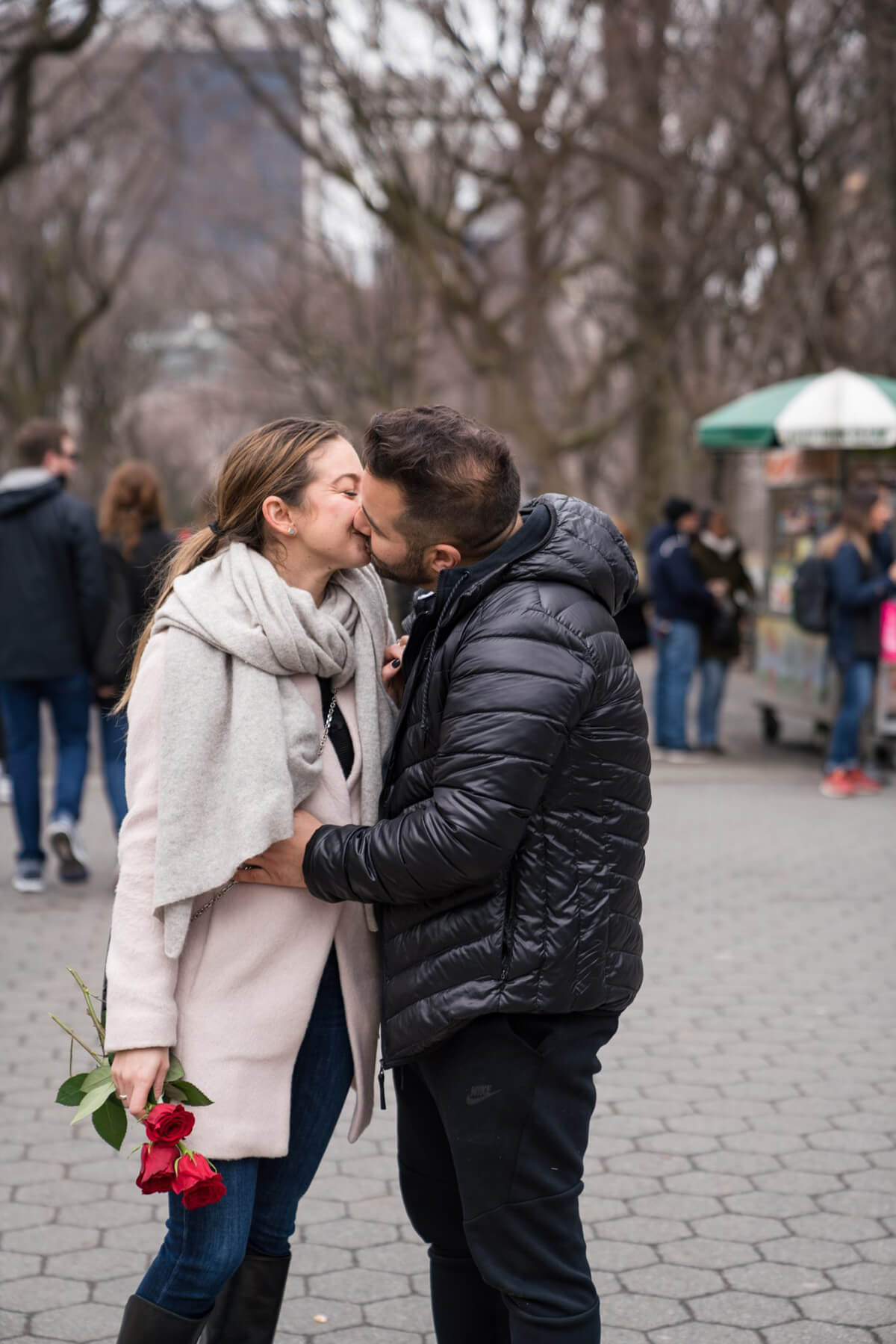 Special UPS Delivery In Central Park Turned Out To Be a Well Planned Marriage Proposal 9