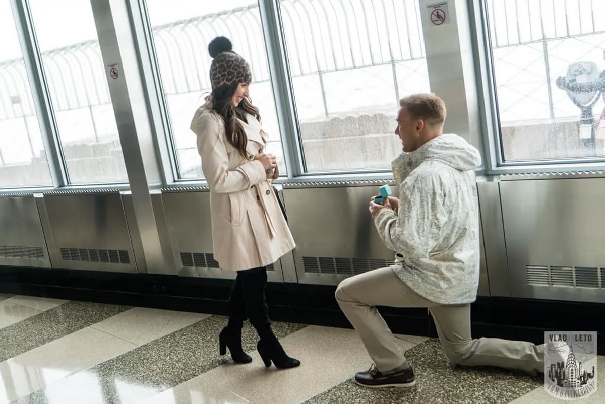 Where to propose in New York with the Empire State Building view?