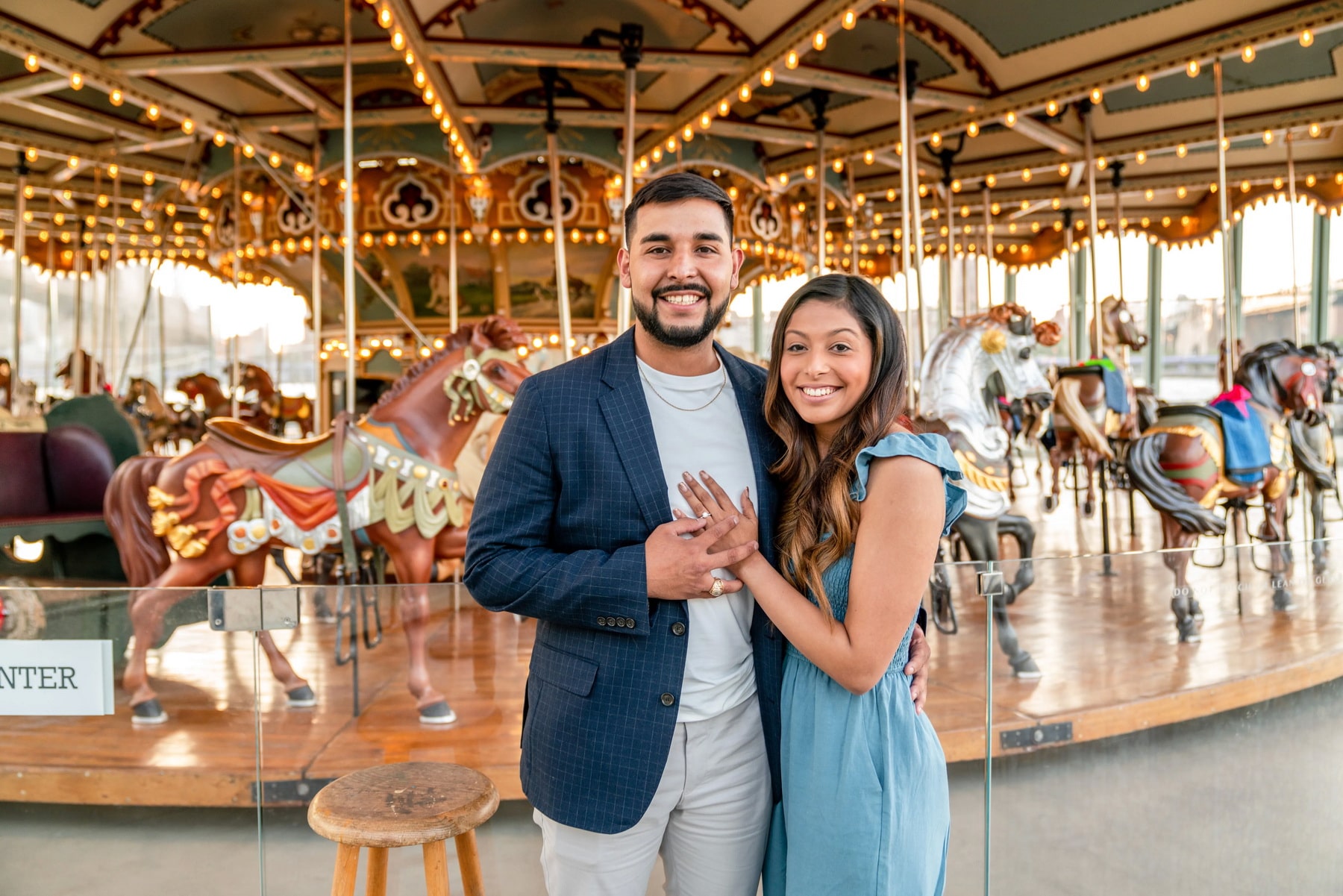 How to propose at the carousel?