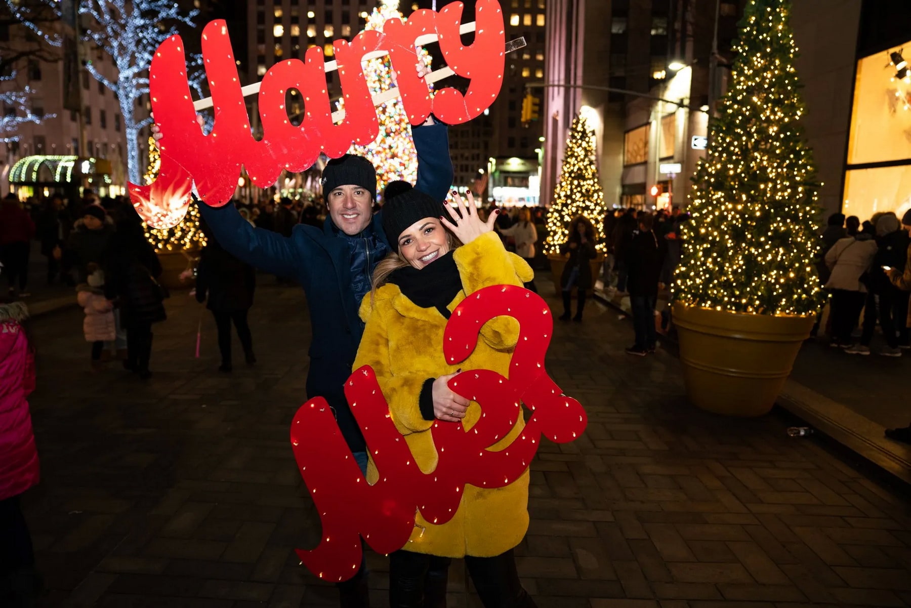 Decorated landmarks in New York that are perfect for a surprise proposal