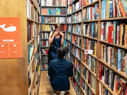 How to propose at the bookstore in New York